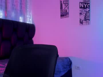 Astonhills Chaturbate stream image from October 31, 2025