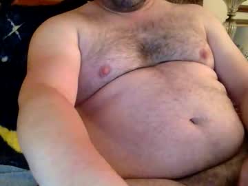 Bulgedaddy99 Chaturbate stream image from October 31, 2025
