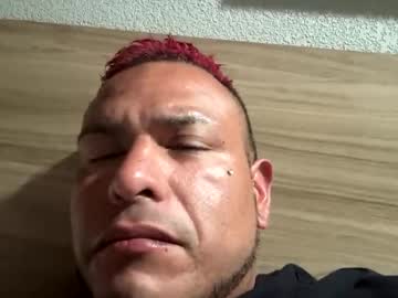 Sexiskey4me Chaturbate stream image from October 31, 2025