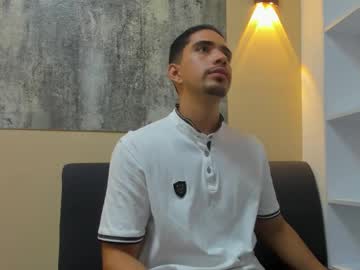 Ryan_Paterson Chaturbate stream image from October 31, 2025