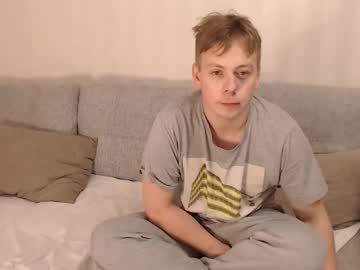 Alice_Suck Chaturbate stream image from October 31, 2025