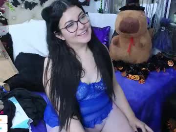Anaredgrave Chaturbate stream image from October 31, 2025