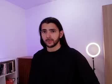Enzo_Moretii Chaturbate stream image from October 31, 2025