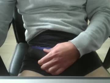 Stevefeetaddict Chaturbate stream image from October 31, 2025
