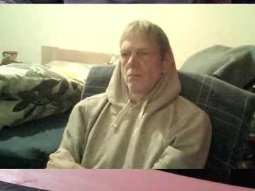 Bremer64 Chaturbate stream image from October 31, 2025