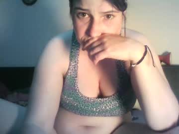 Annalouna Chaturbate stream image from October 31, 2025