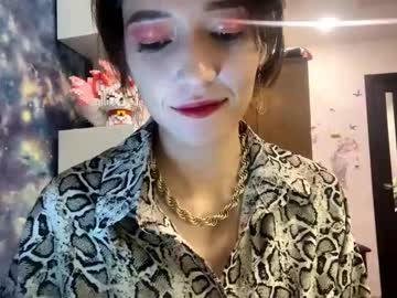 Azaleegansen Chaturbate stream image from October 31, 2025