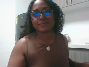 Roxie_Alicia0087 Chaturbate stream image from October 31, 2025