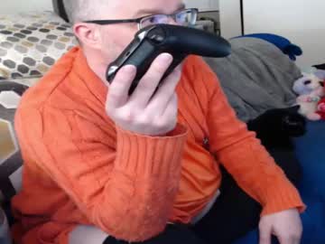 Raymondsun Chaturbate stream image from October 31, 2025