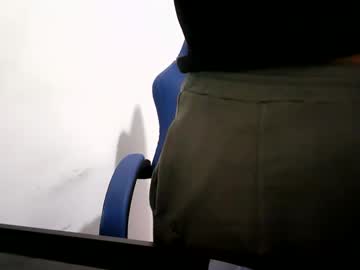 Seighty8 Chaturbate stream image from October 31, 2025