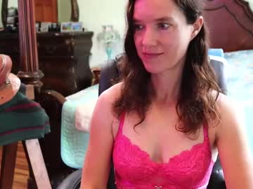 Thornbury_Rose Chaturbate stream image from October 31, 2025