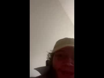 Adamgelz Chaturbate stream image from October 31, 2025