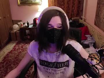 Miaowhowl Chaturbate stream image from October 31, 2025