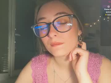 Moonlight__Lovers Chaturbate stream image from October 31, 2025