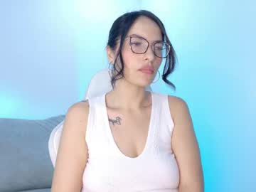 Alicefischers Chaturbate stream image from October 31, 2025
