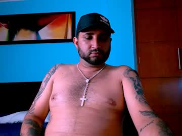 Izanfuego Chaturbate stream image from October 31, 2025
