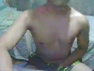 Ian375382 Chaturbate stream image from October 31, 2025