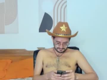 Peter_X_Annaud Chaturbate stream image from October 31, 2025