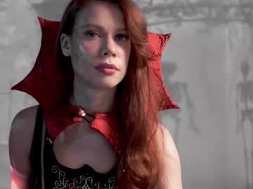 Keira_Knight Chaturbate stream image from October 31, 2025