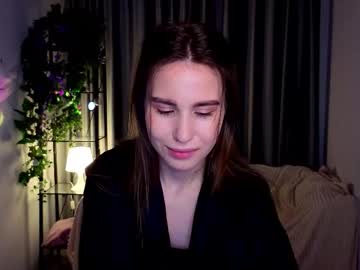 Peachparadox Chaturbate stream image from October 31, 2025