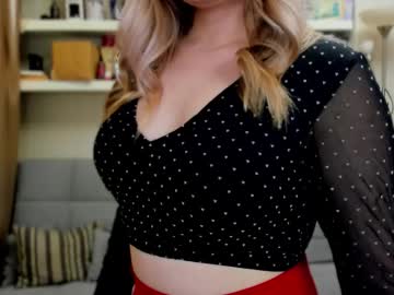 Kara_Smith_ Chaturbate stream image from October 31, 2025