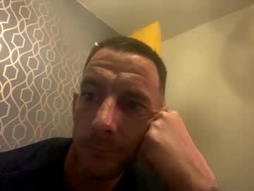 Mickyboy25 Chaturbate stream image from October 31, 2025