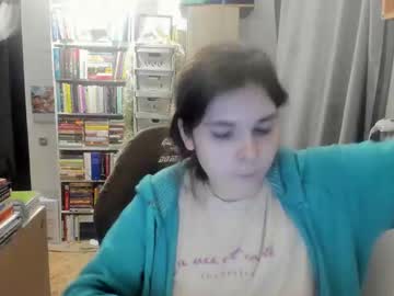Silvercaramel Chaturbate stream image from November 01, 2025