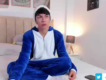 Caydensmit Chaturbate stream image from November 01, 2025