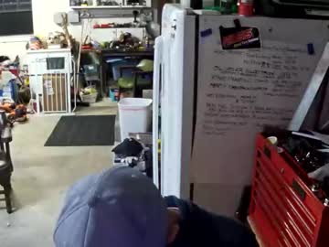 Mischeifandpleasure Chaturbate stream image from November 01, 2025