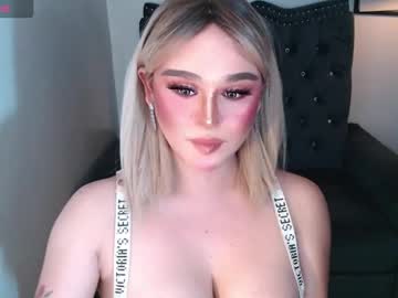 Superh0tangelxx Chaturbate stream image from November 01, 2025