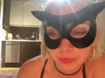 Skibunni69xo Chaturbate stream image from November 01, 2025