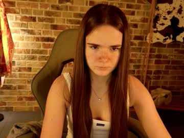 Maybloom_ Chaturbate stream image from November 01, 2025