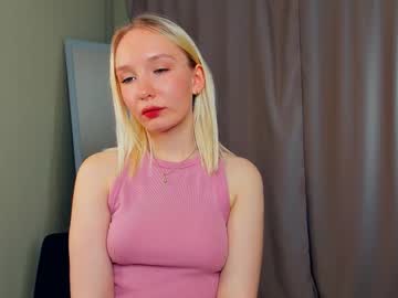Mirtachebret Chaturbate stream image from November 01, 2025