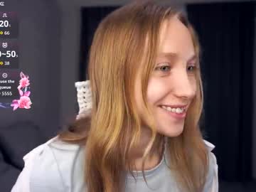 Mckenziedyen Chaturbate stream image from November 01, 2025