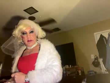Kaeleeslut55 Chaturbate stream image from November 01, 2025