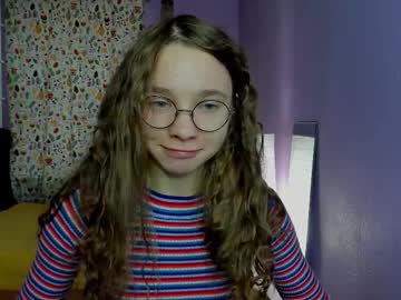 Your_Leslie Chaturbate stream image from November 01, 2025