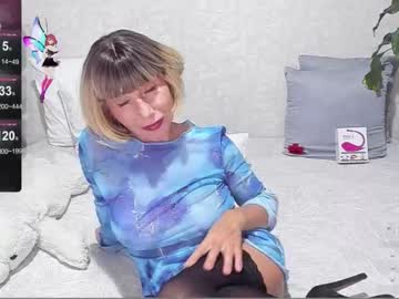 Agatafox Chaturbate stream image from November 01, 2025