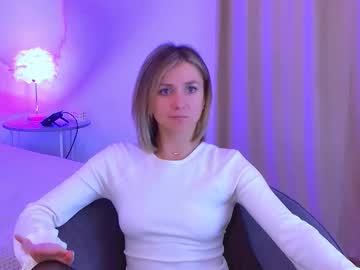 Cutemirage Chaturbate stream image from November 01, 2025