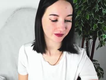 Eileenmoores Chaturbate stream image from November 01, 2025