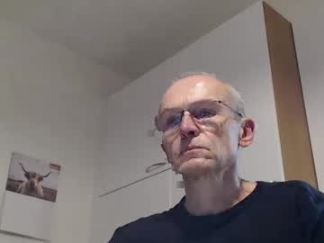 Johanforu Chaturbate stream image from November 01, 2025