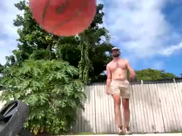 Urfavoritemember Chaturbate stream image from November 01, 2025