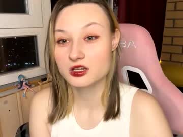 Ravenamesbury Chaturbate stream image from November 01, 2025