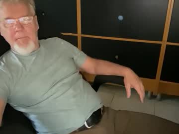 Naughtydaddyla Chaturbate stream image from November 01, 2025