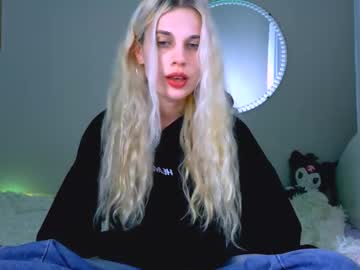 Carmen__Crybaby Chaturbate stream image from November 01, 2025