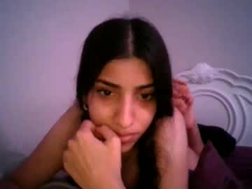 Greencheek0 Chaturbate stream image from November 02, 2025