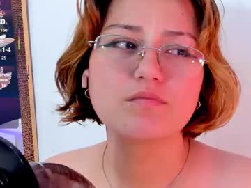 Isa_Grey_ Chaturbate stream image from November 02, 2025
