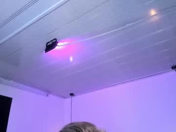 Kenziesharik Chaturbate stream image from November 02, 2025