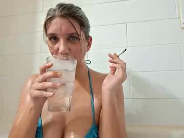 Valerierayne13 Chaturbate stream image from November 02, 2025