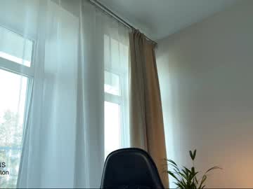 Tatti_1 Chaturbate stream image from November 02, 2025