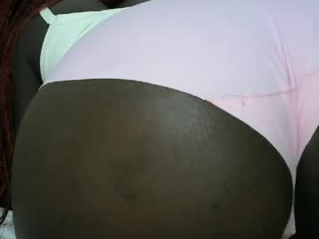 Triceeyy Chaturbate stream image from November 02, 2025
